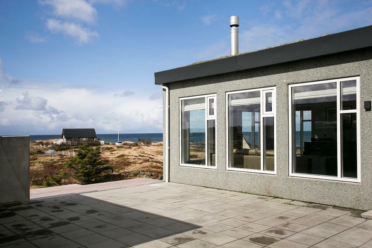Hvassahraun Cabin By The Sea Vogar  Экстерьер фото